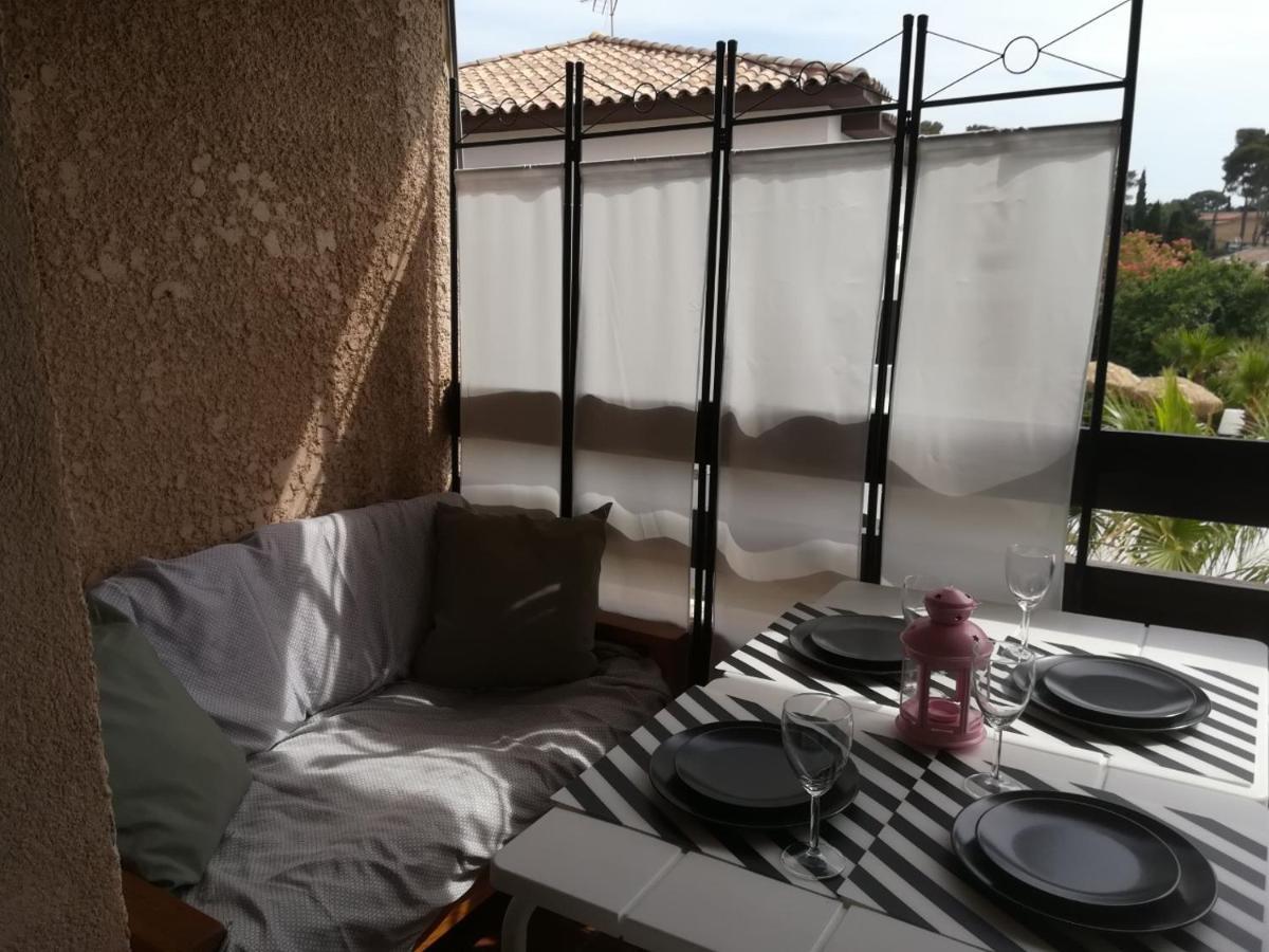 Appartement Terrasse Vue Mer, Plage Gorguette A 1 Minute A Pied, Wifi,Clim Parking Collectif Sanary-sur-Mer Exteriör bild